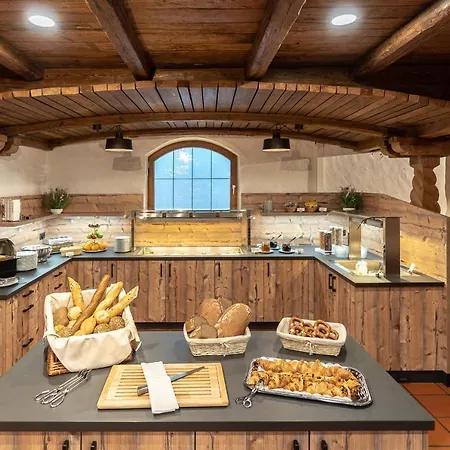 Alter Hof 3* Vaterstetten