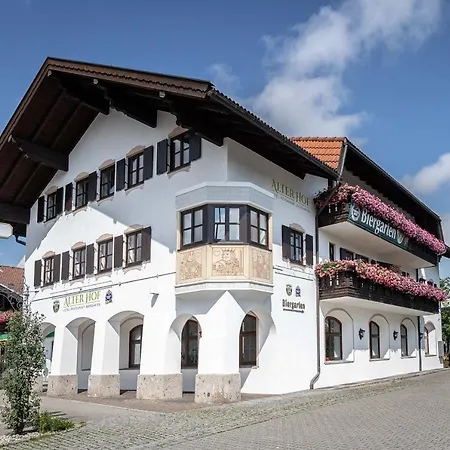 Alter Hof 3*